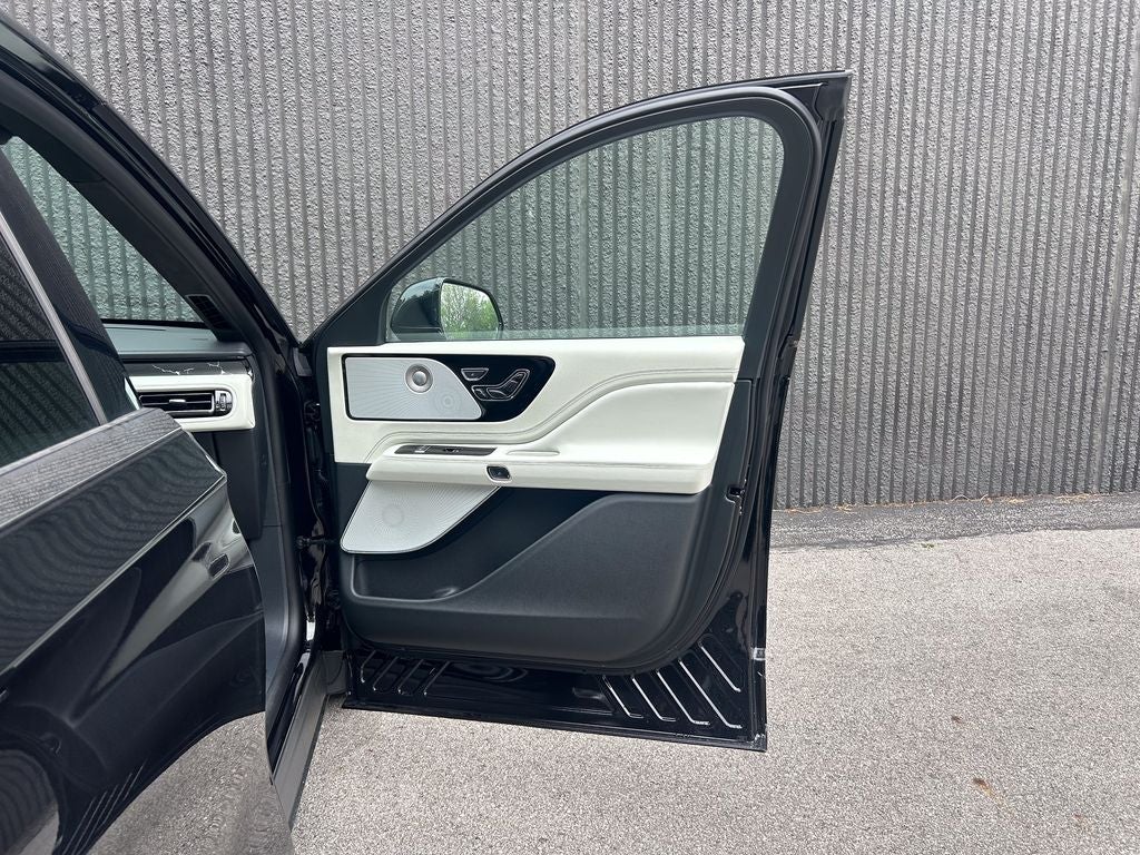 2026 Lincoln Aviator Black Label