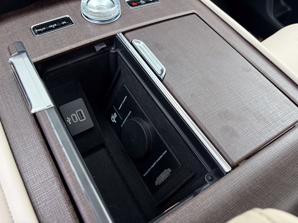 2027 Lincoln Navigator Reserve