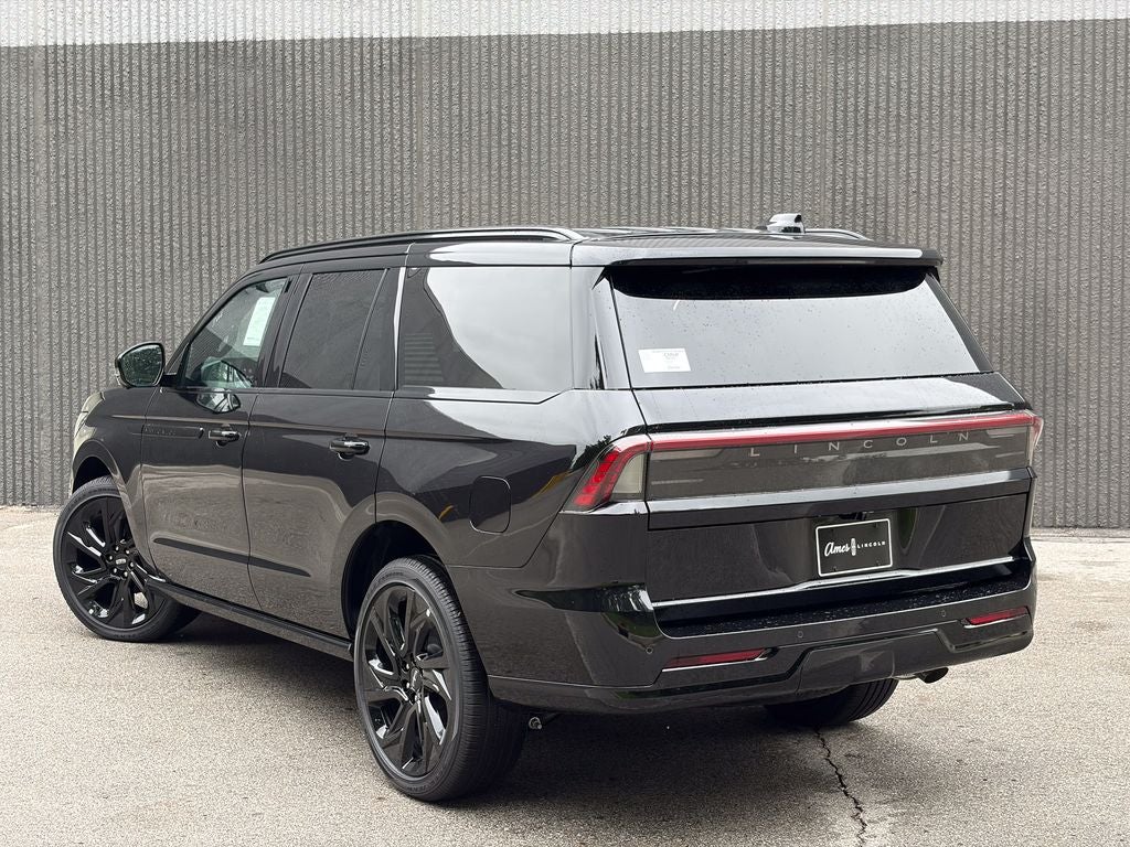 2027 Lincoln Navigator Reserve