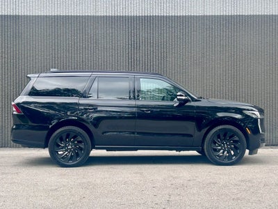 2025 Lincoln Navigator Reserve