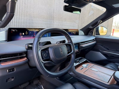 2025 Lincoln Navigator Black Label
