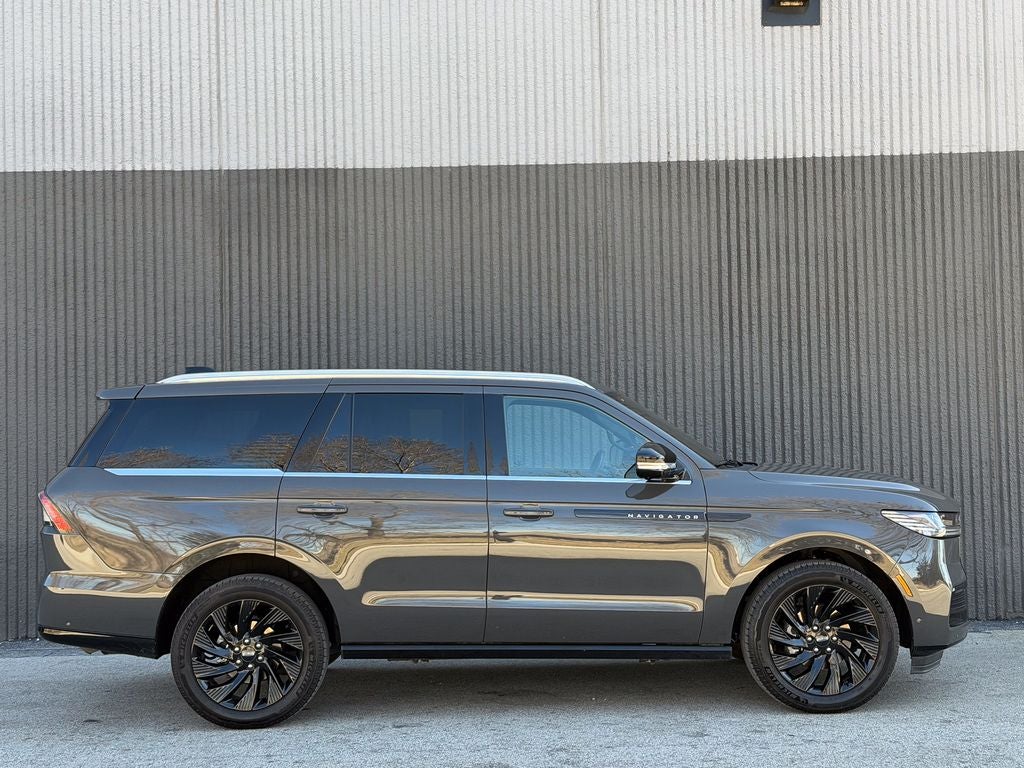 2025 Lincoln Navigator Black Label