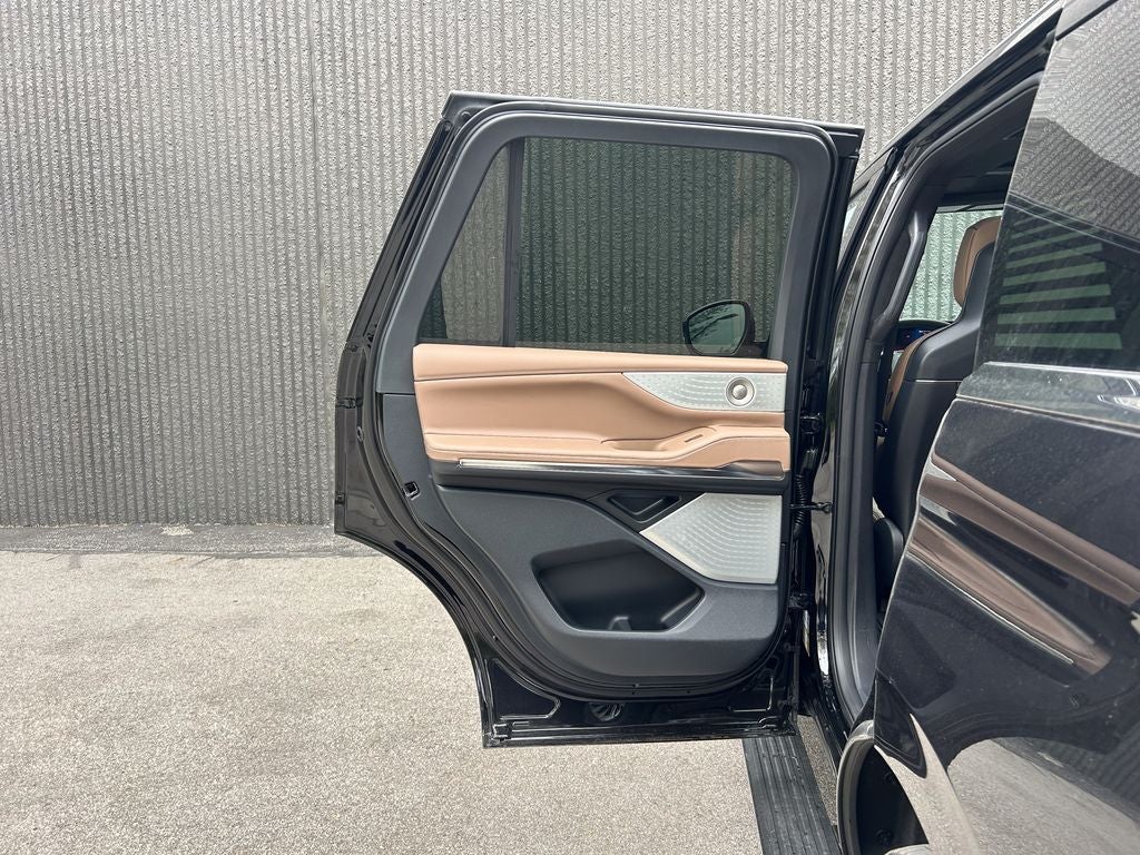 2026 Lincoln Navigator Black Label