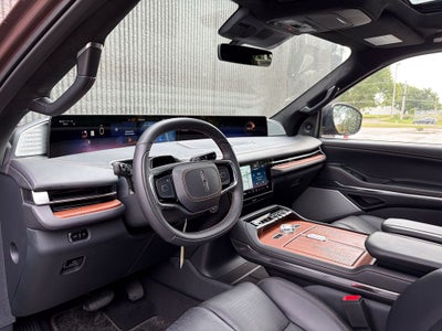 2027 Lincoln Navigator Black Label