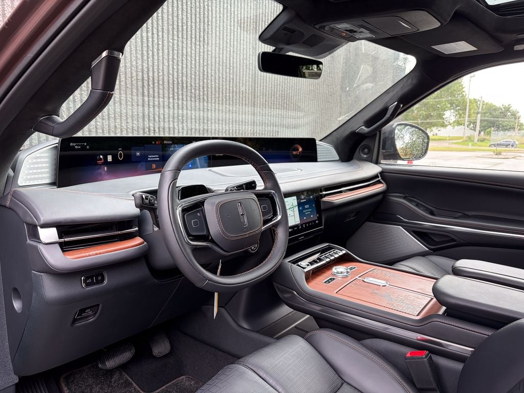 2027 Lincoln Navigator Black Label