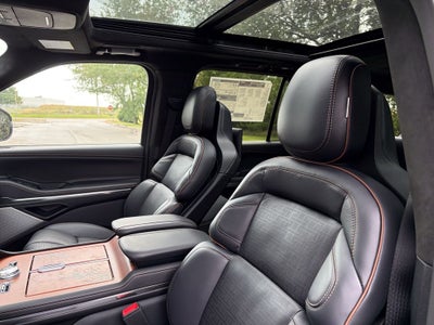 2027 Lincoln Navigator Black Label