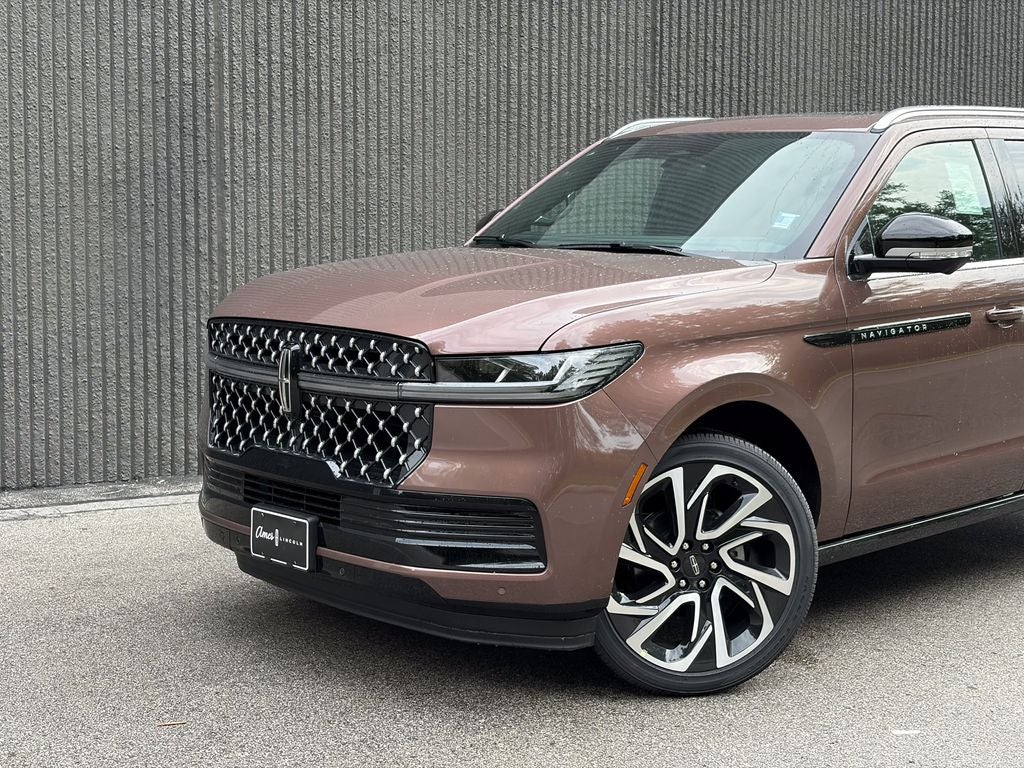 2027 Lincoln Navigator Black Label