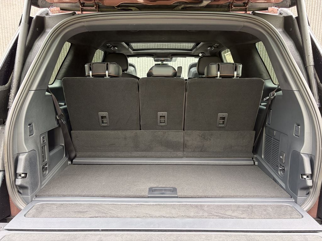2027 Lincoln Navigator Black Label