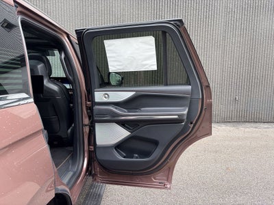 2027 Lincoln Navigator Black Label