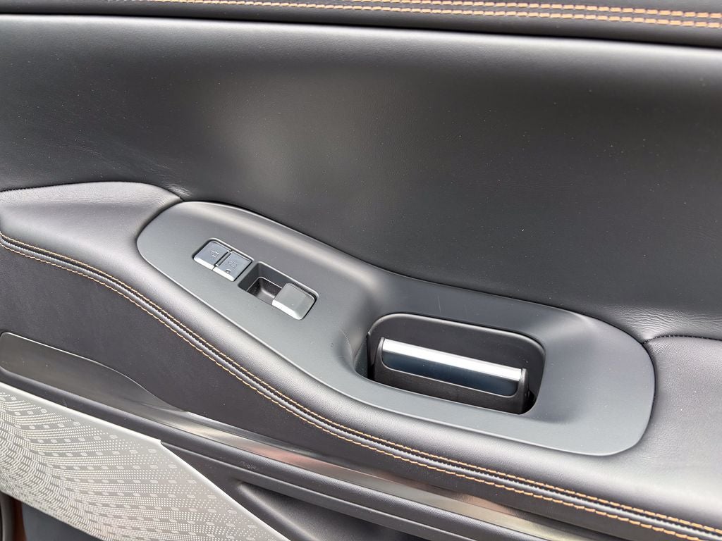 2027 Lincoln Navigator Black Label