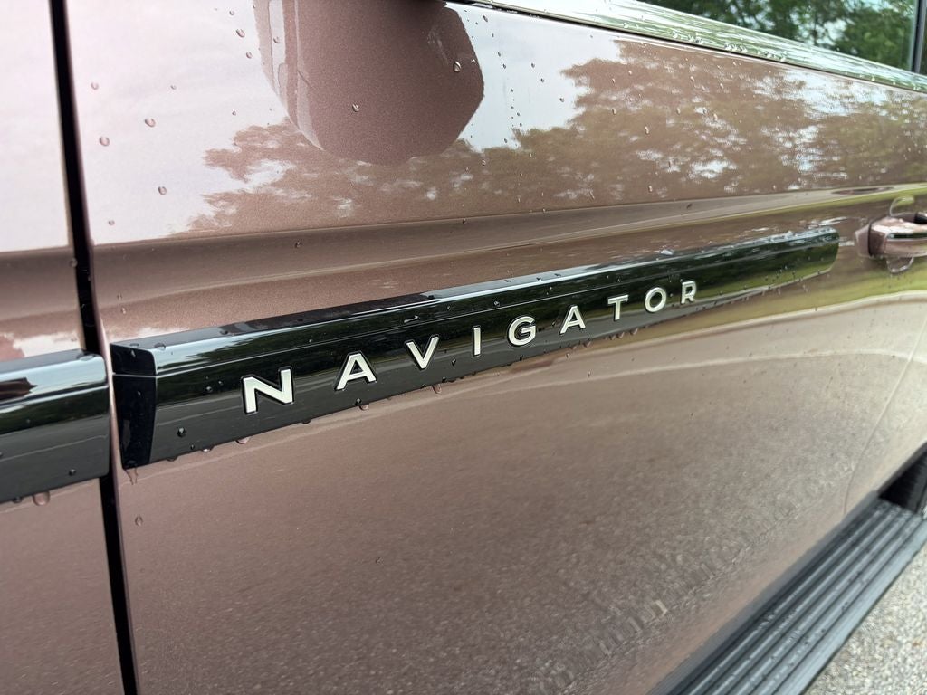 2027 Lincoln Navigator Black Label