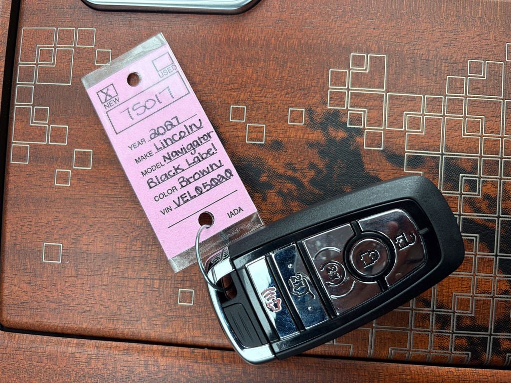 2027 Lincoln Navigator Black Label