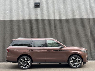 2027 Lincoln Navigator Black Label