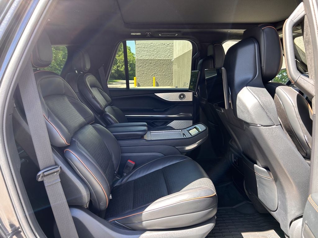 2025 Lincoln Navigator Black Label