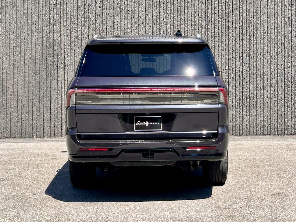 2025 Lincoln Navigator Black Label