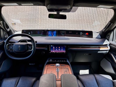 2025 Lincoln Navigator Black Label
