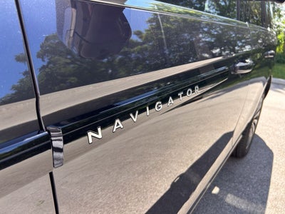 2025 Lincoln Navigator Black Label