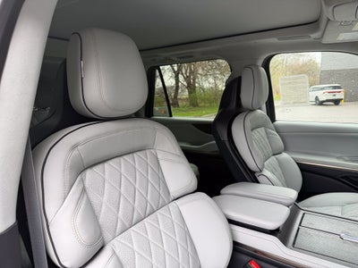 2026 Lincoln Navigator Black Label