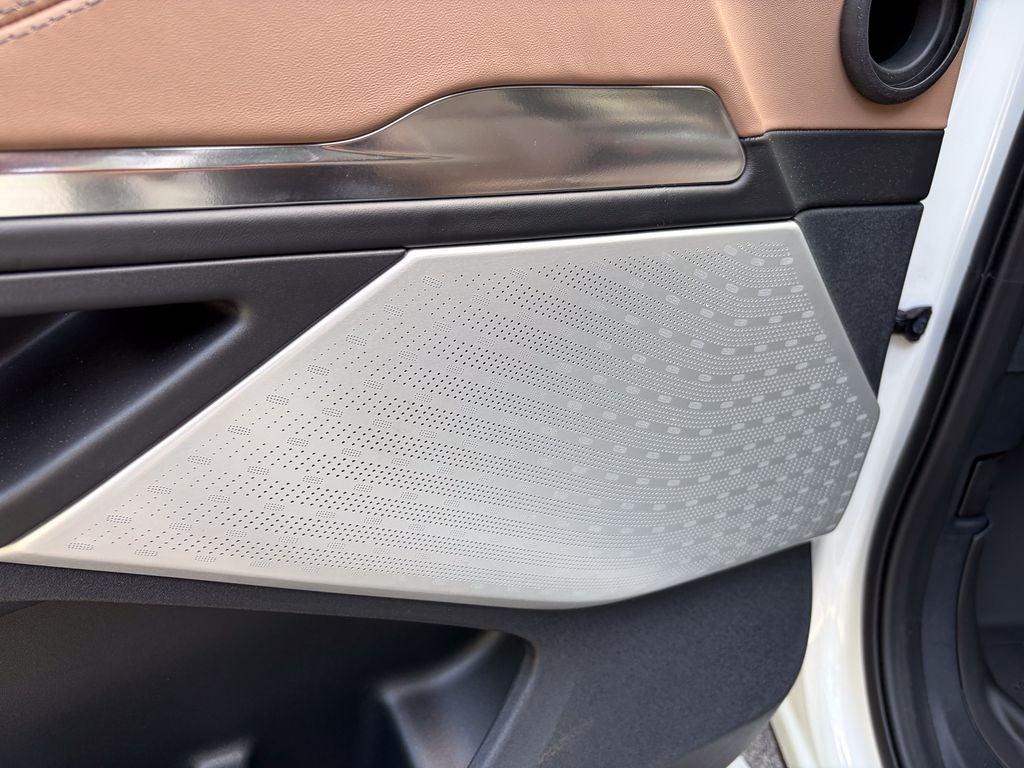 2027 Lincoln Navigator Black Label