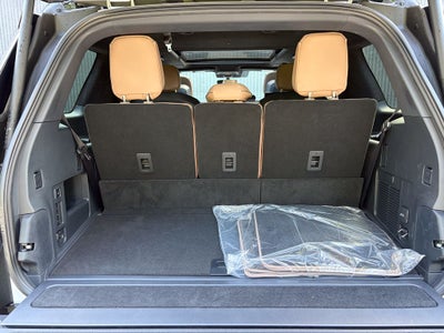 2027 Lincoln Navigator Black Label