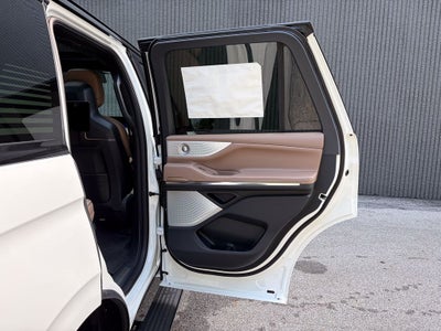 2027 Lincoln Navigator Black Label