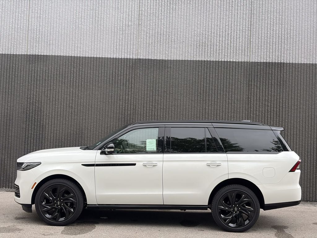 2027 Lincoln Navigator Black Label