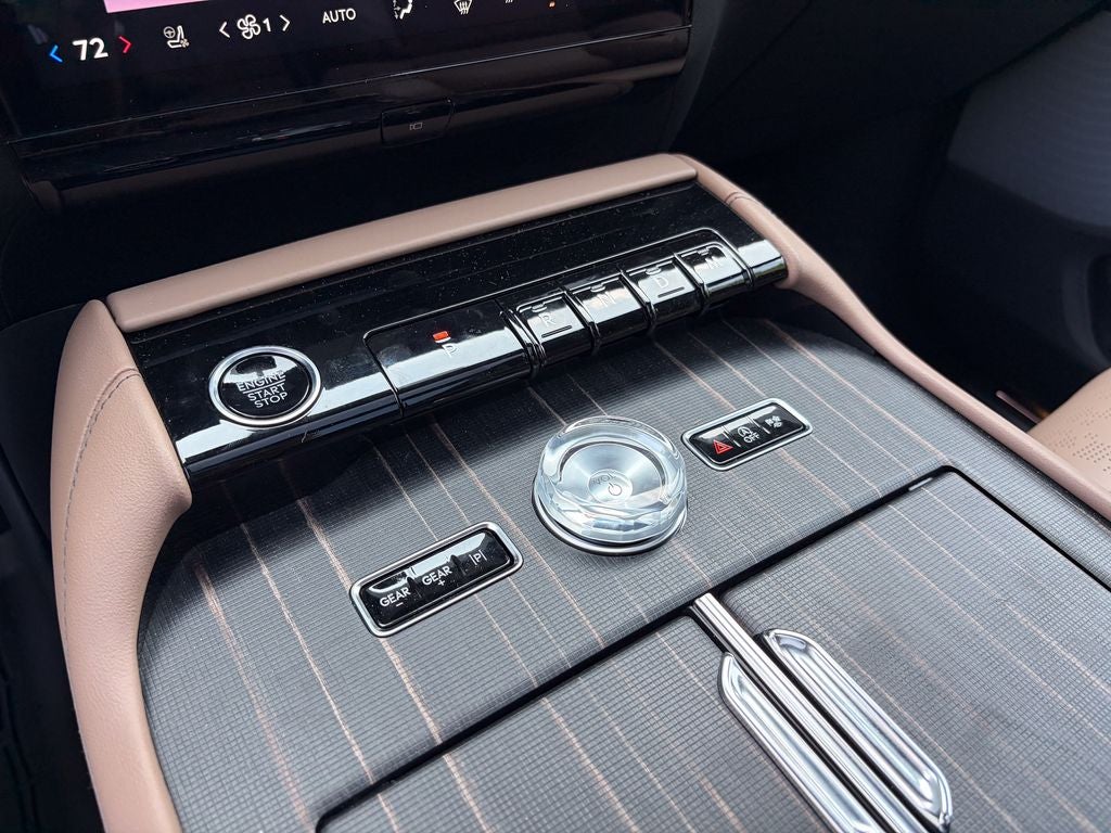 2027 Lincoln Navigator Black Label