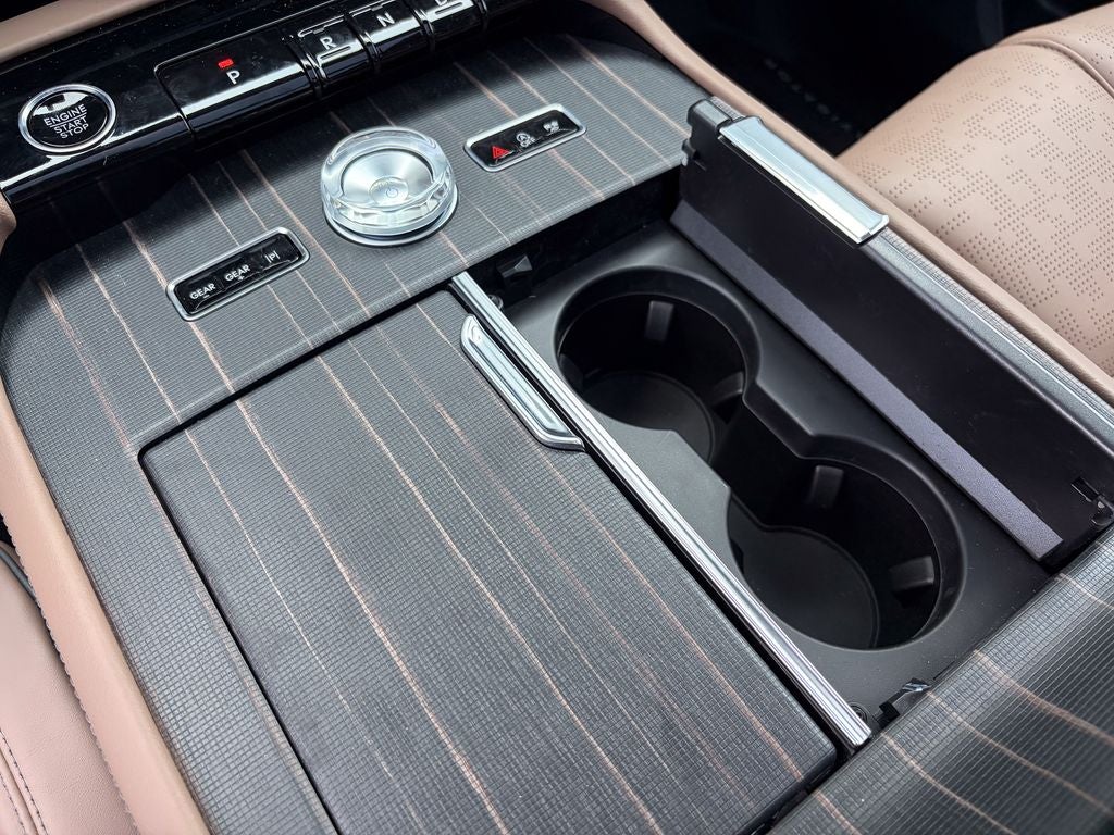 2027 Lincoln Navigator Black Label
