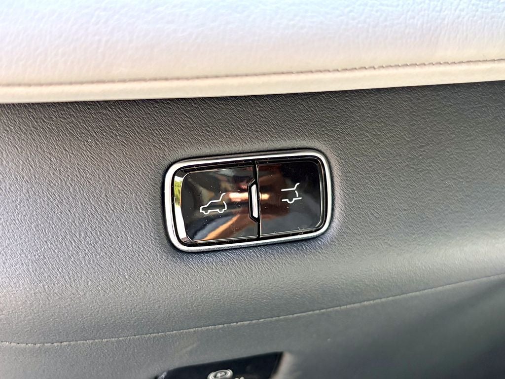 2027 Lincoln Navigator Black Label