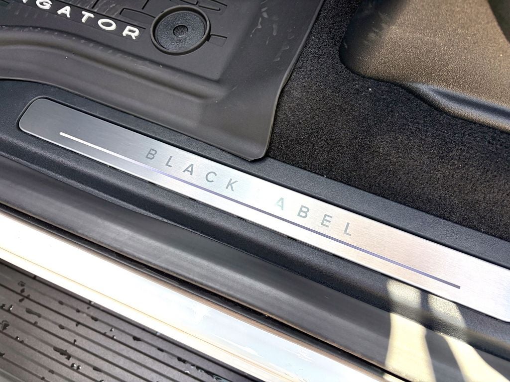 2027 Lincoln Navigator Black Label
