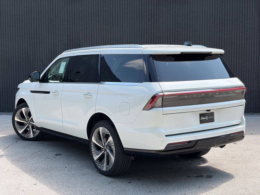 2027 Lincoln Navigator Black Label