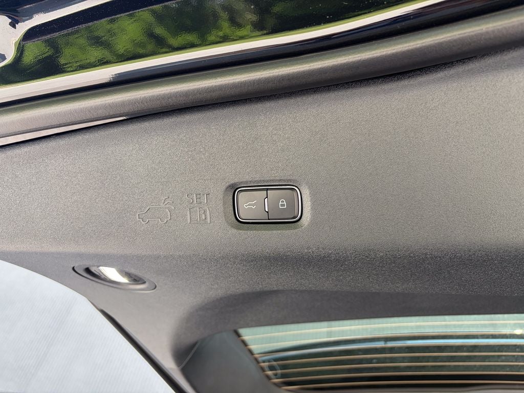 2027 Lincoln Navigator Premiere
