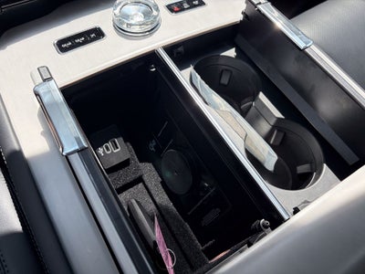 2027 Lincoln Navigator Premiere