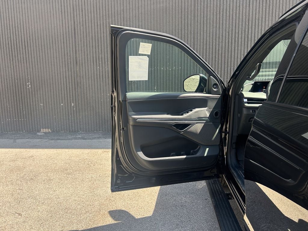 2026 Lincoln Navigator L Reserve