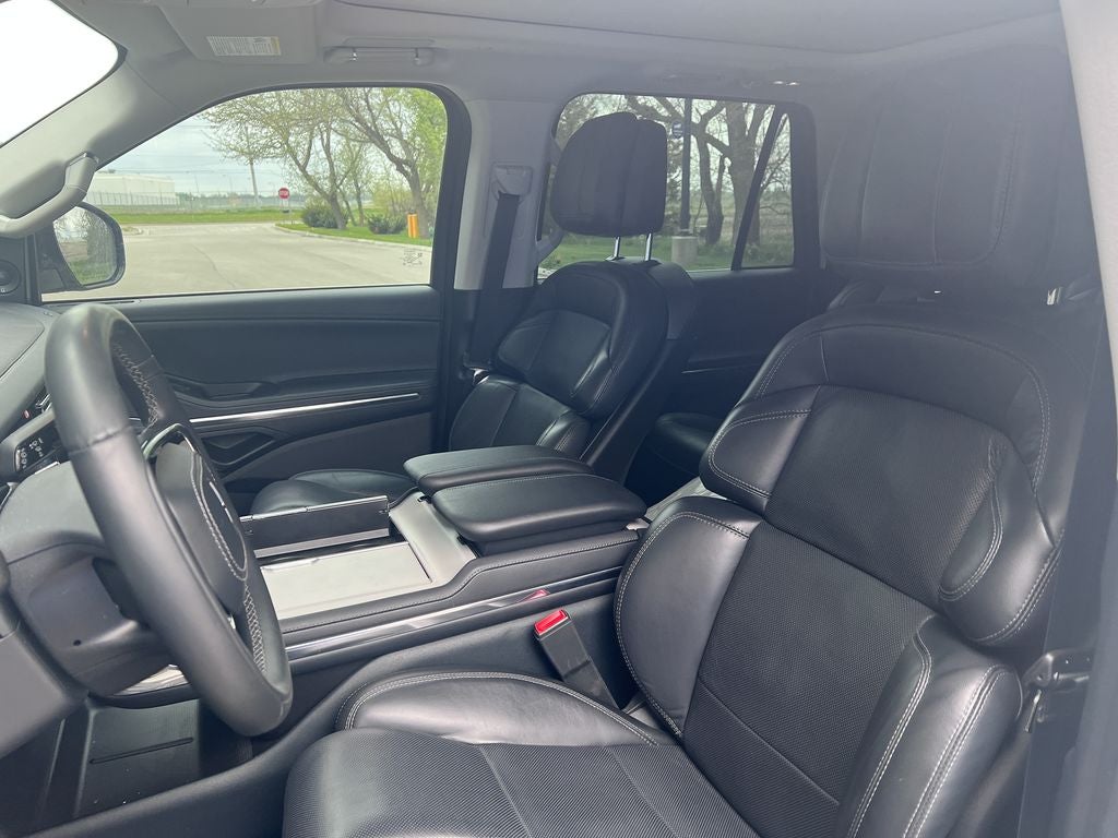 2025 Lincoln Navigator L Reserve