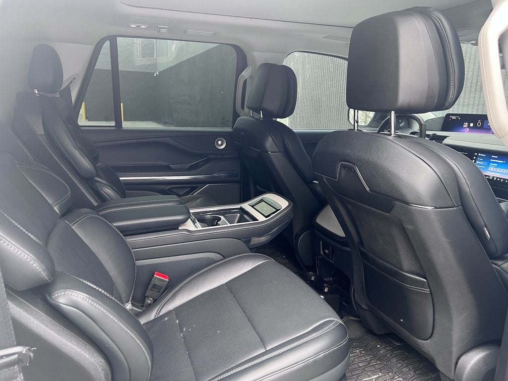 2025 Lincoln Navigator L Reserve