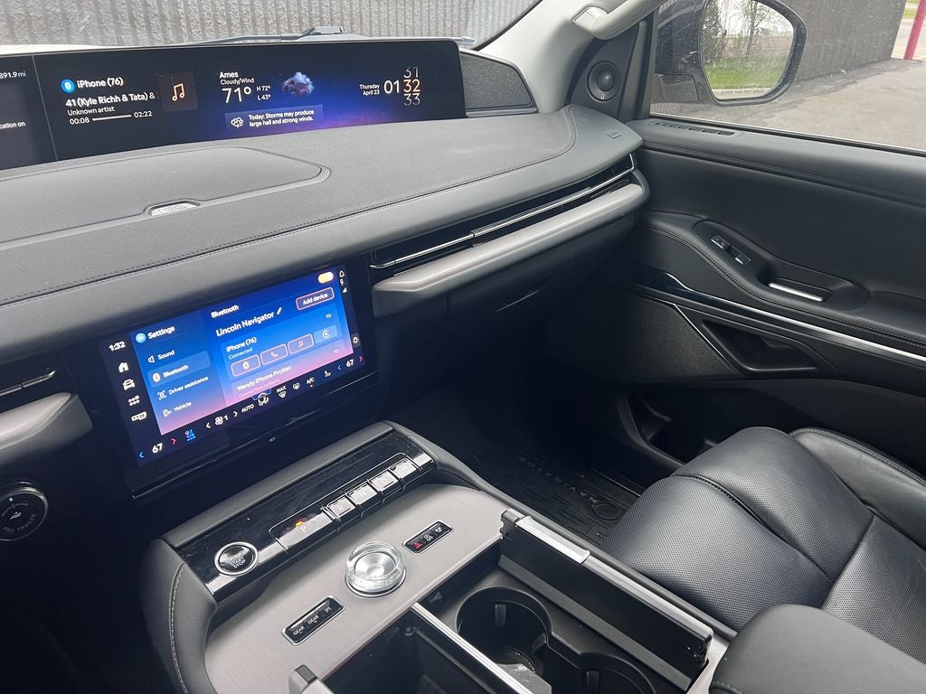 2025 Lincoln Navigator L Reserve