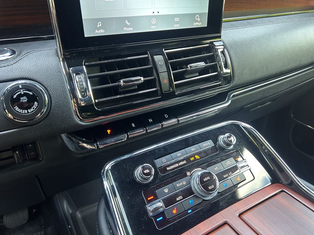 2021 Lincoln Navigator L Reserve