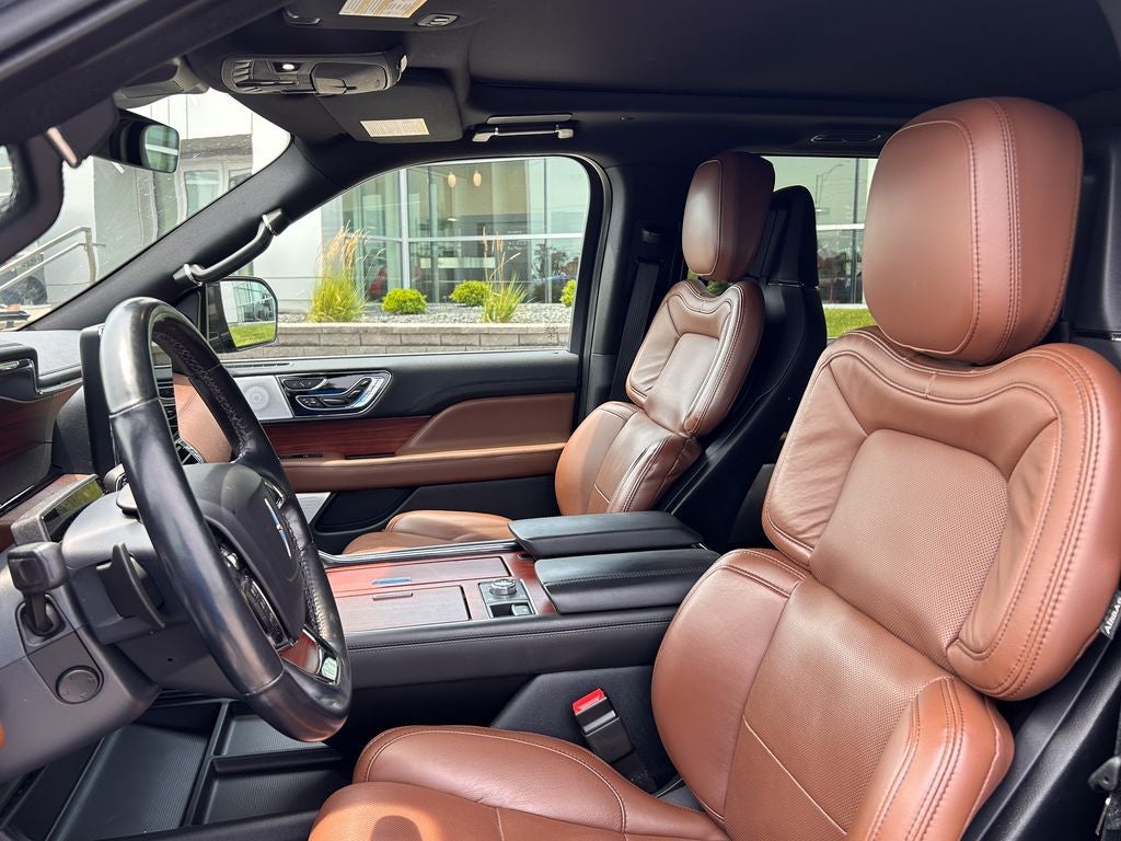 2022 Lincoln Navigator L Reserve