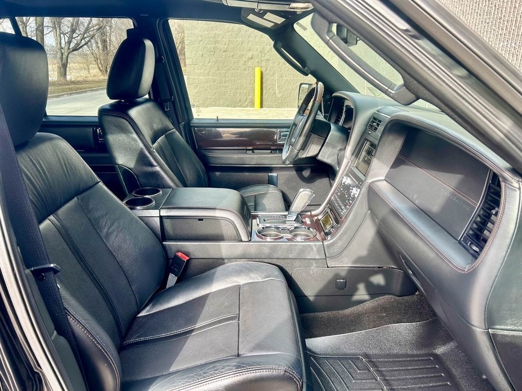 2017 Lincoln Navigator L Reserve