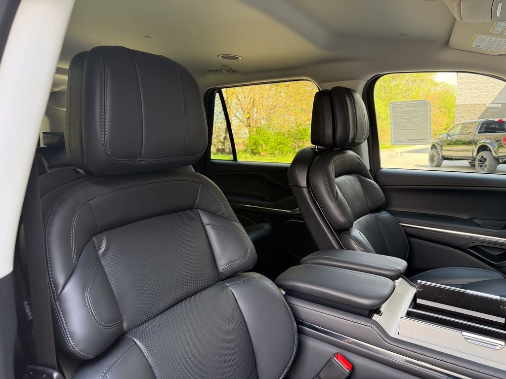 2026 Lincoln Navigator L Premiere