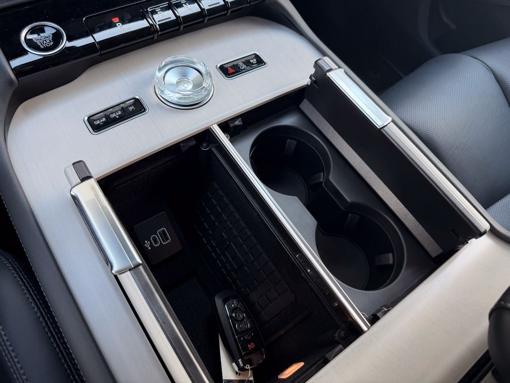 2026 Lincoln Navigator L Premiere