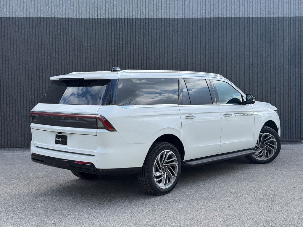 2026 Lincoln Navigator L Premiere
