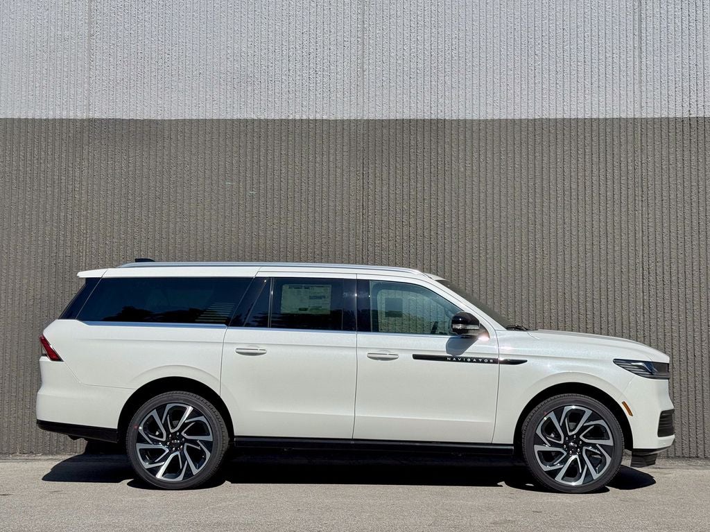 2026 Lincoln Navigator L Black Label