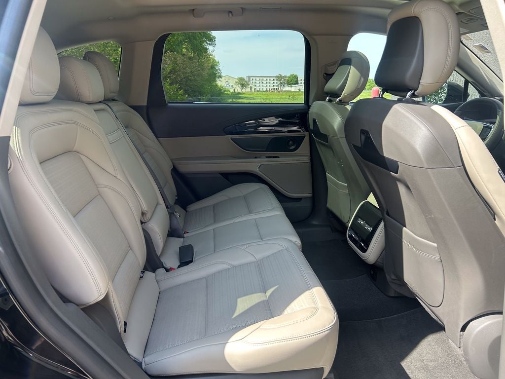2025 Lincoln Nautilus Reserve