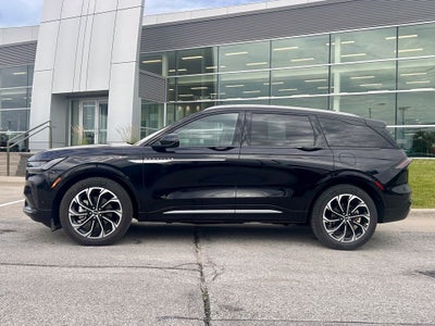 2024 Lincoln Nautilus Reserve
