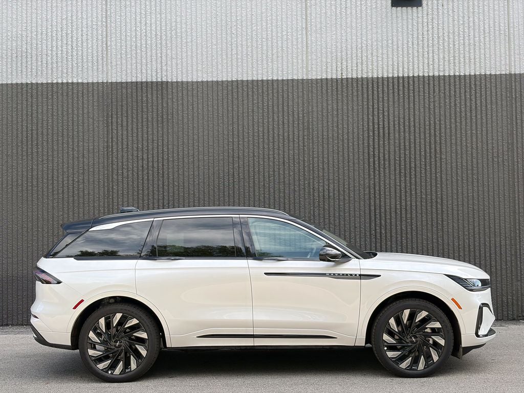 2026 Lincoln Nautilus Black Label