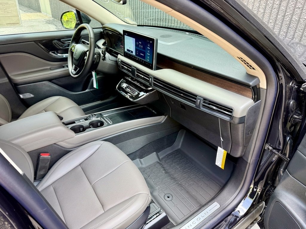 2025 Lincoln Corsair Plug-In Hybrid Grand Touring