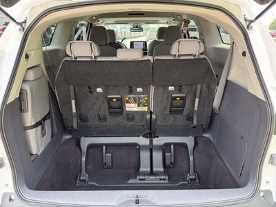 2023 Toyota Sienna LE 8 Passenger
