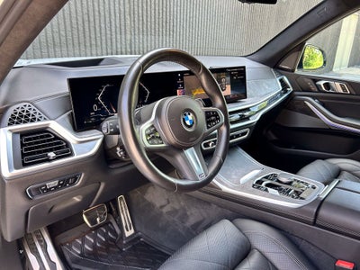 2023 BMW X7 xDrive40i